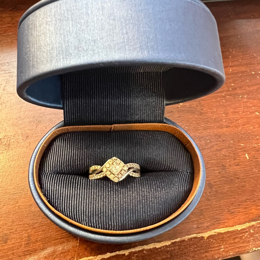 LEO BRIDAL COLLECTION